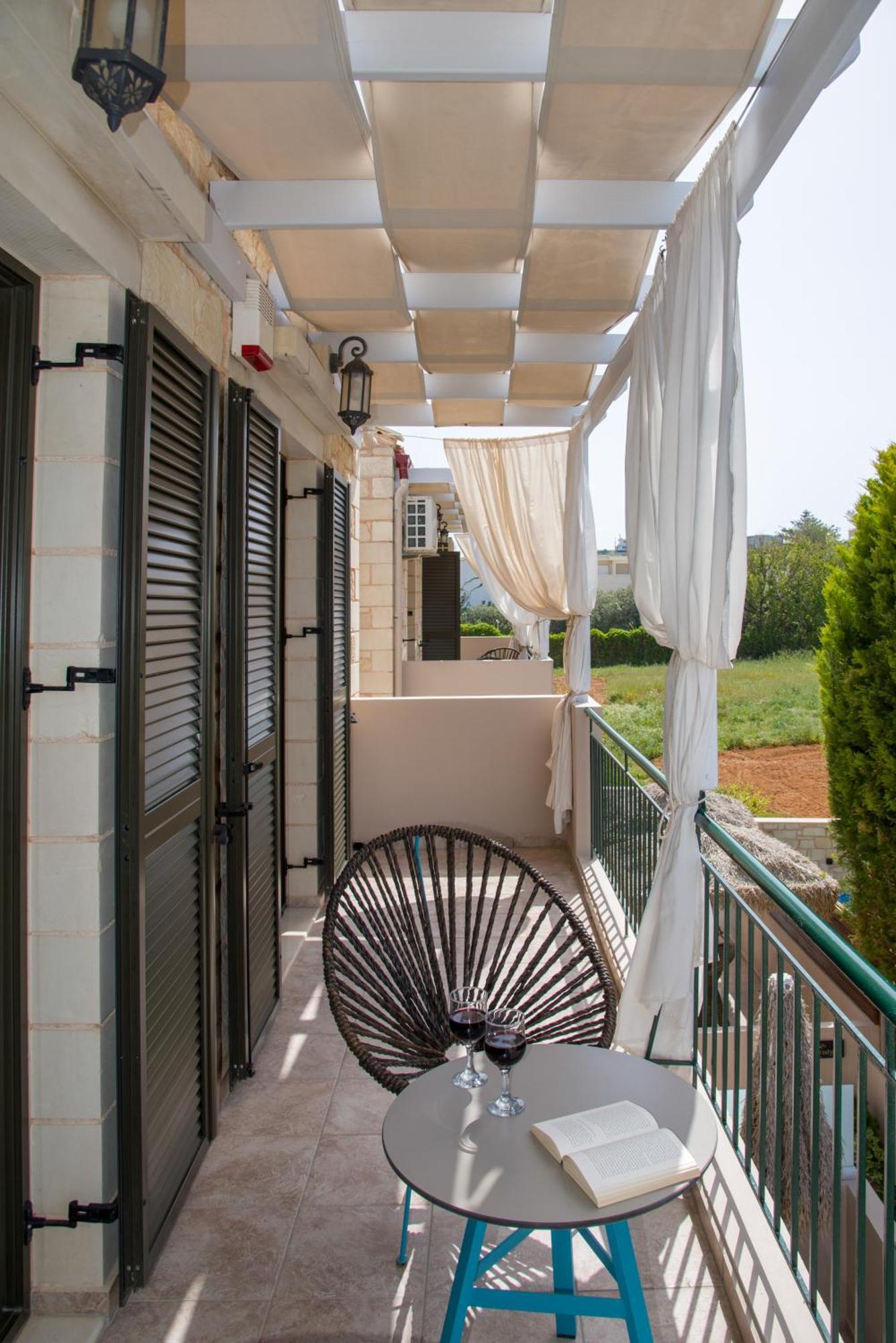 Villa Constancia Stalós Exterior foto